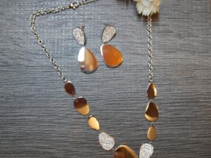 Collier Tropfen vergoldet