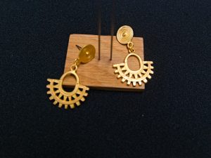 Bronze vergoldet Ohrringe