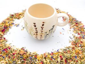 Tasse Kugelform Blumen