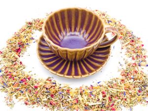 Tasse geriffelt mit Unterteller - violett