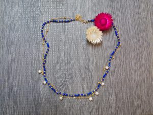 Collier mit Lapis Lazuli und Perlen vergoldet