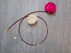Collier mit Granat